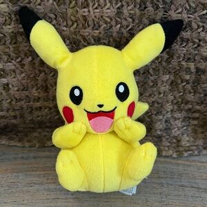 Pikachu 9” Plush Pokemon Stuffed Plush Nintendo, super cute, Tony 2016